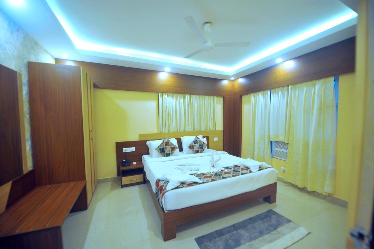 Pipul Hotels And Resorts 400 Meter From Sea Beach Пури Екстериор снимка
